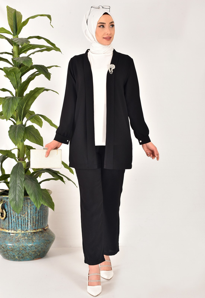 2554 Krep Kumaş Taş Aksesuar Detaylı Tesettür Üçlü Takım-SİYAH