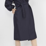 11051 Bondit Kumaş Broş Detaylı Orta Boy Trençkot-LACİVERT