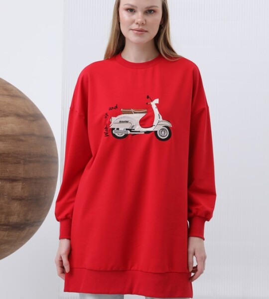 10636  İki İplik Kumaş Scooter Nakış Detaylı Tesettür Sweatshirt-Kırmızı