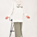 10636 İki İplik Kumaş Scooter Nakış Detaylı Tesettür Sweatshirt-EKRU