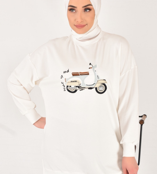10636 İki İplik Kumaş Scooter Nakış Detaylı Tesettür Sweatshirt-EKRU